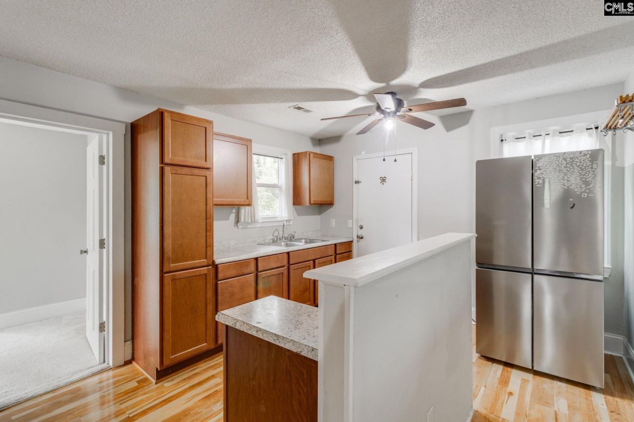 27 Rose Drive Photo 9