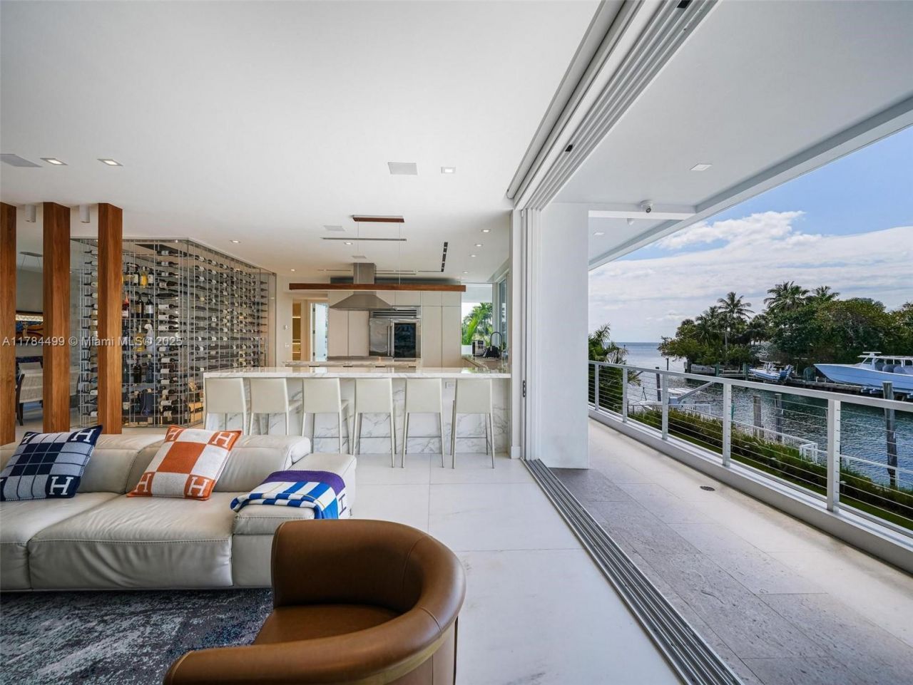 830 Lugo Ave, Coral Gables, FL 33156 Photo