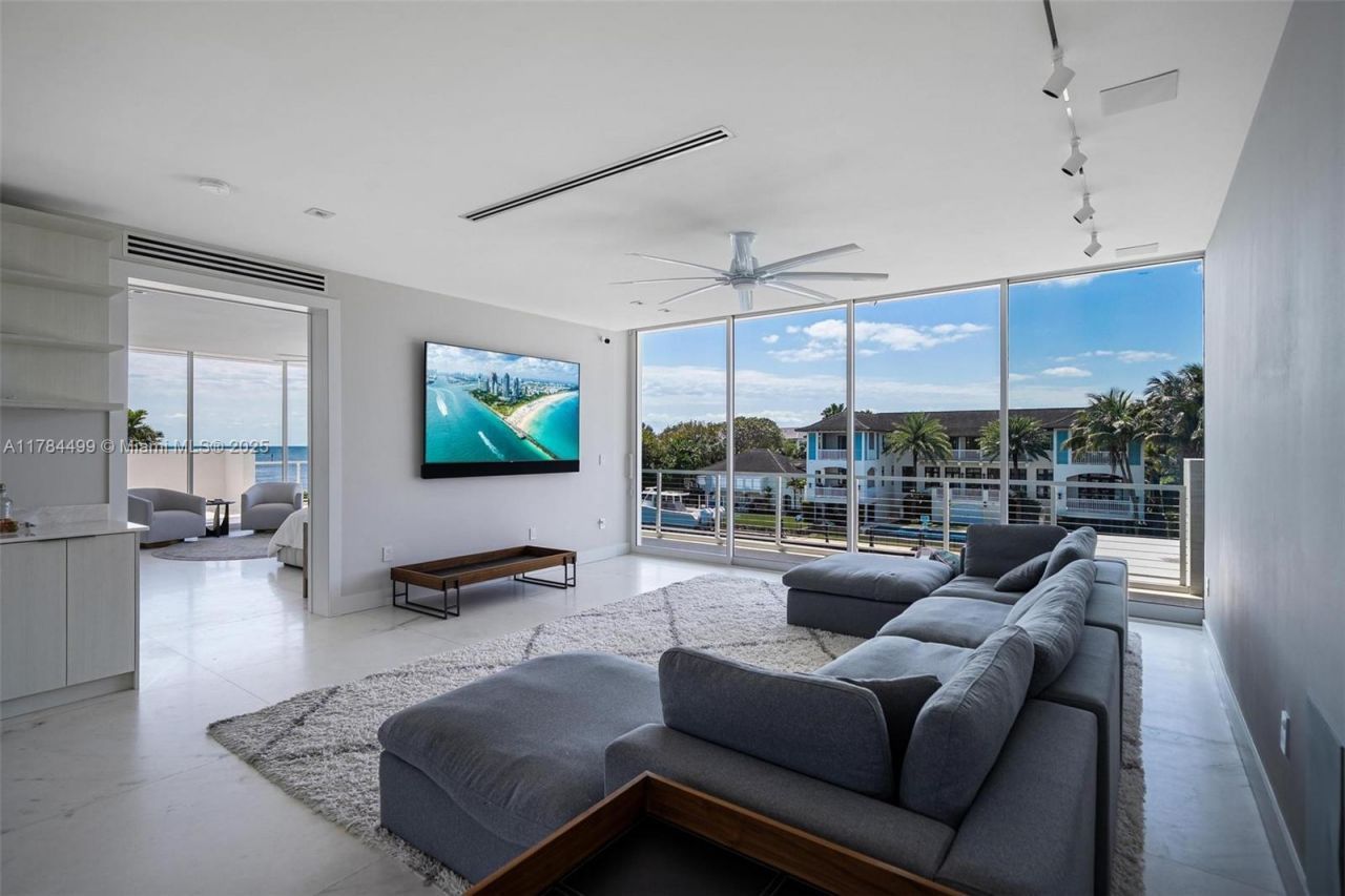 830 Lugo Ave, Coral Gables, FL 33156 Photo