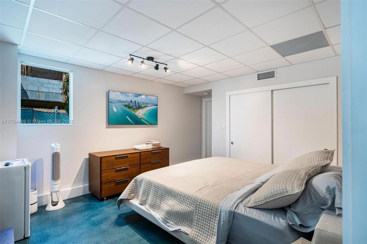 830 Lugo Ave, Coral Gables, FL 33156 Photo