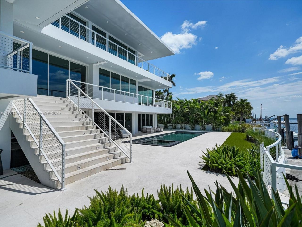 830 Lugo Ave, Coral Gables, FL 33156 Photo