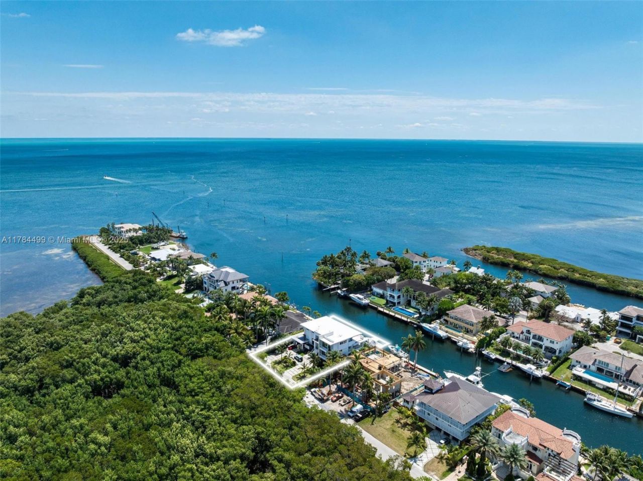 830 Lugo Ave, Coral Gables, FL 33156 Photo