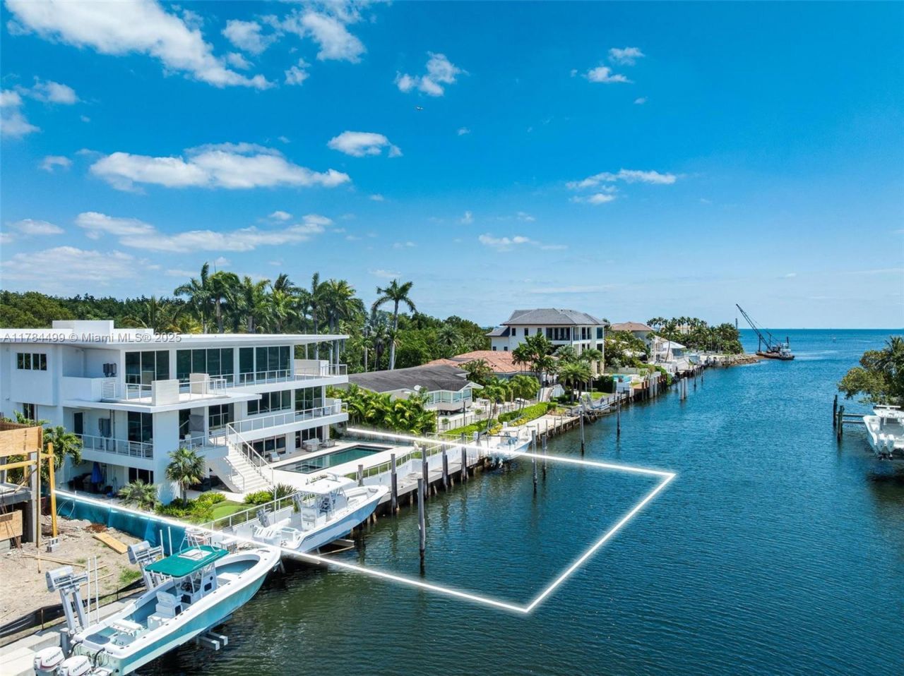 830 Lugo Ave, Coral Gables, FL 33156 Photo