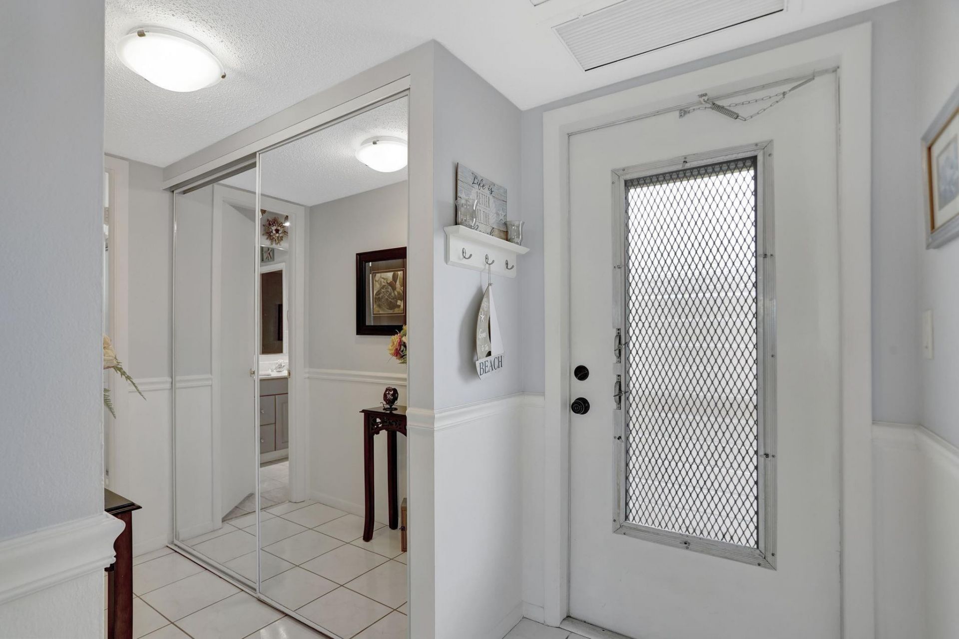 4451 NW 16th Street, Unit 208, Fort Lauderdale, FL 33313 Photo