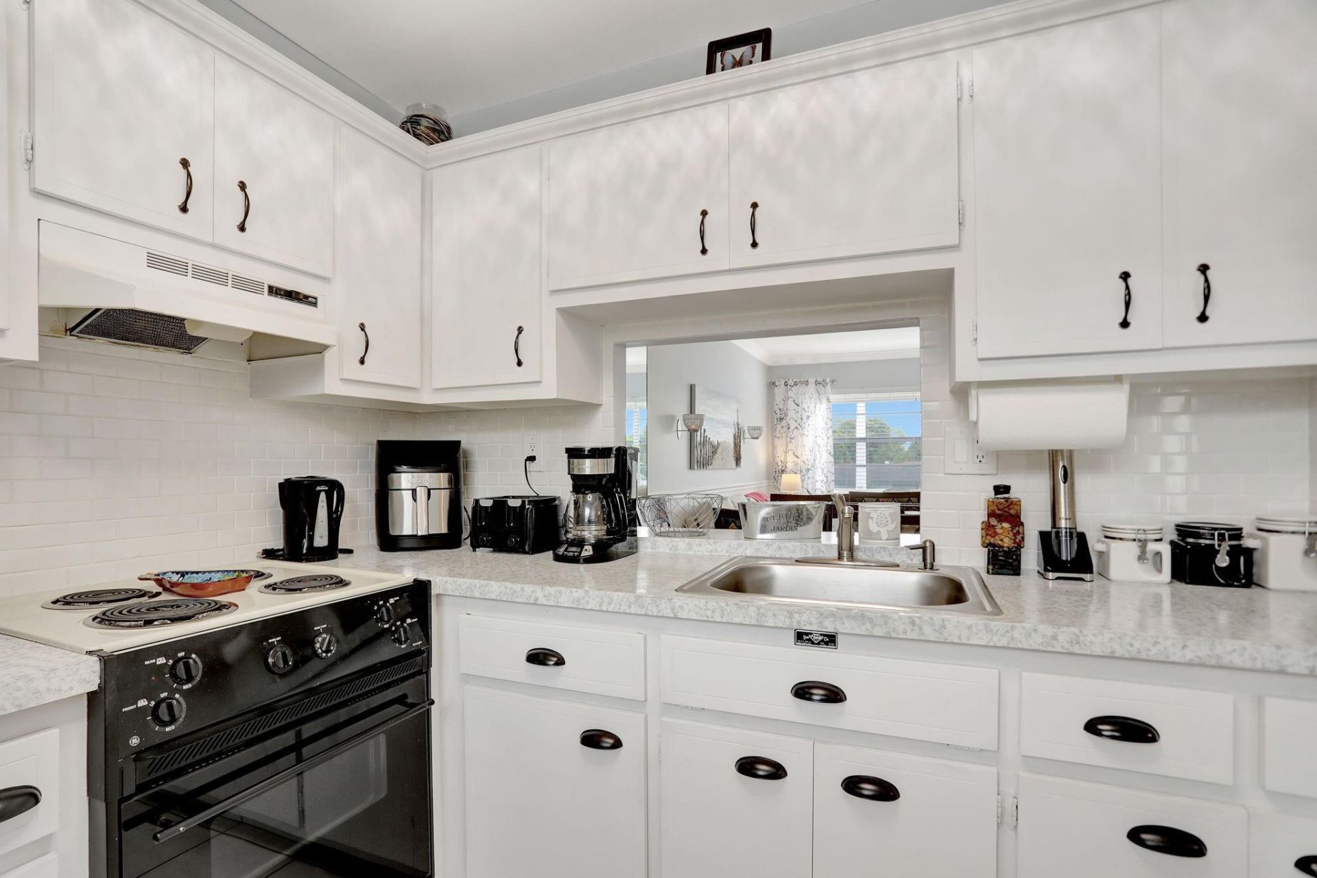 4451 NW 16th Street, Unit 208, Fort Lauderdale, FL 33313 Photo