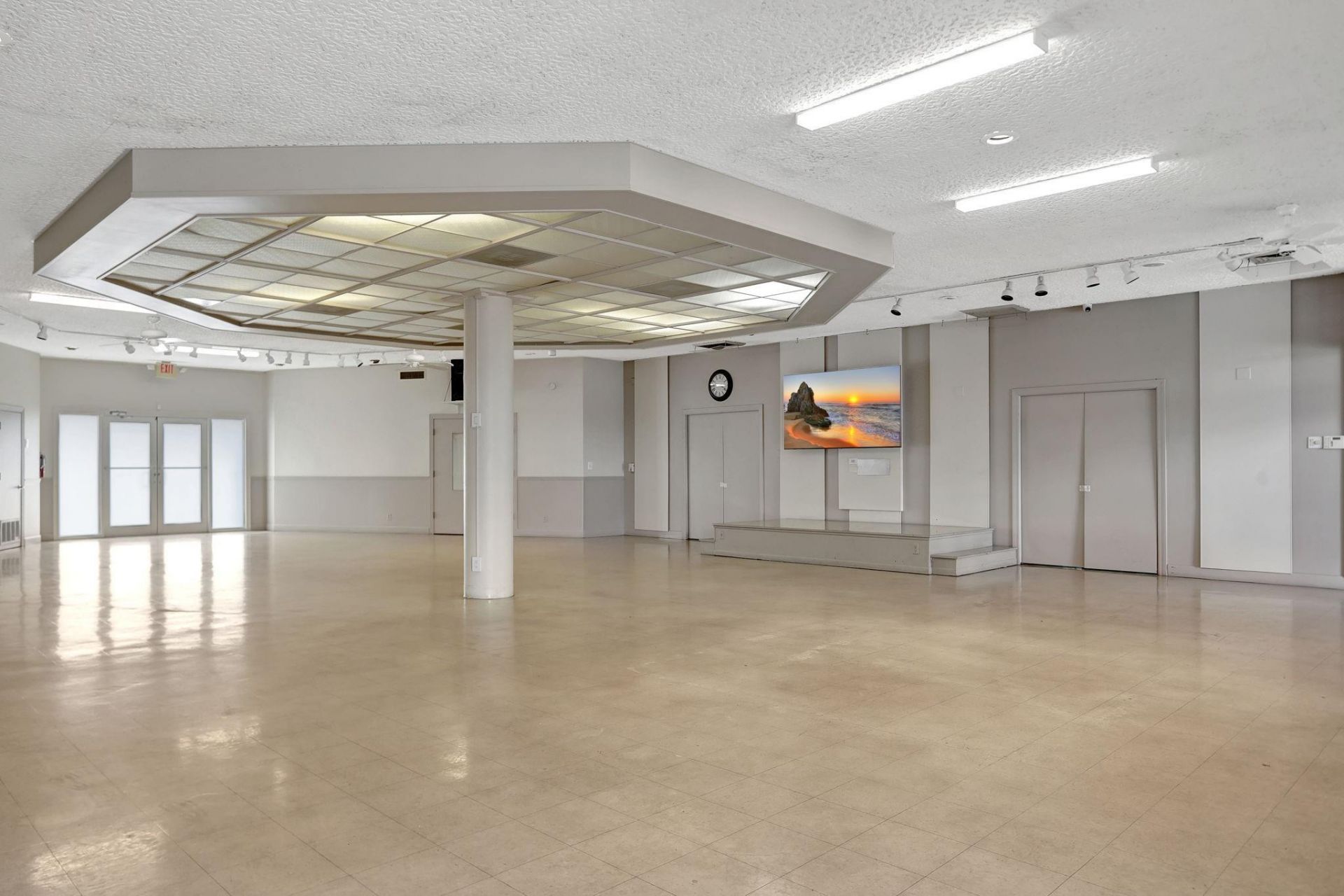 4451 NW 16th Street, Unit 208, Fort Lauderdale, FL 33313 Photo