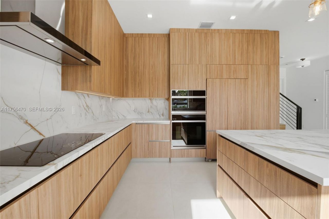 2725 SW 65th Ave, Miami, FL 33155 Photo