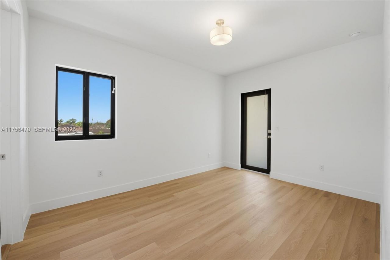 2725 SW 65th Ave, Miami, FL 33155 Photo