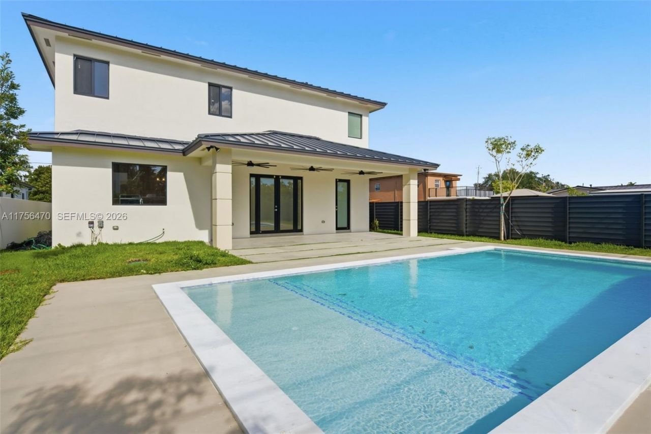 2725 SW 65th Ave, Miami, FL 33155 Photo