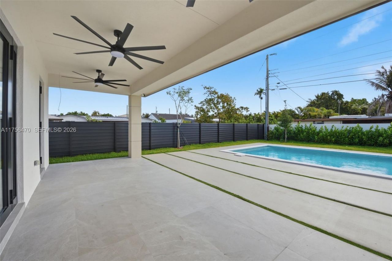 2725 SW 65th Ave, Miami, FL 33155 Photo