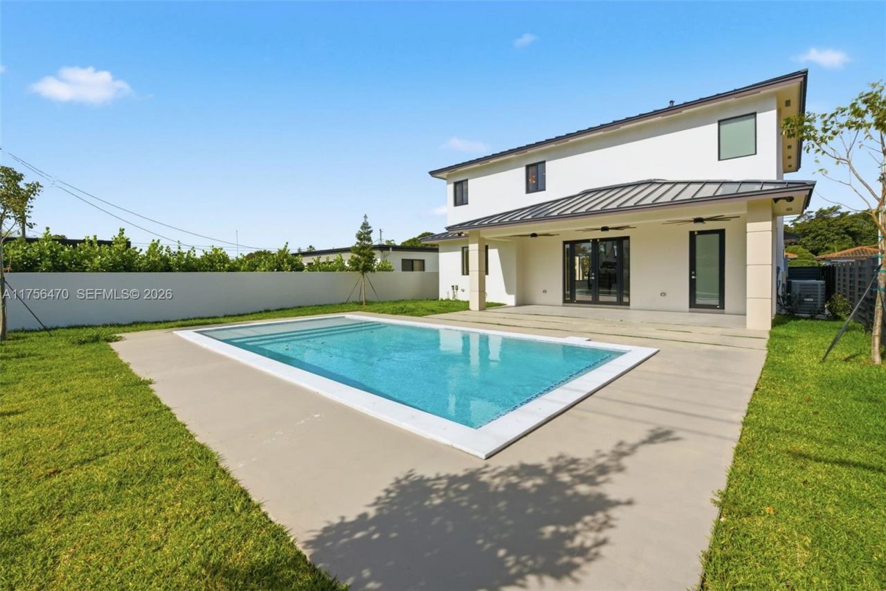 2725 SW 65th Ave, Miami, FL 33155 Photo