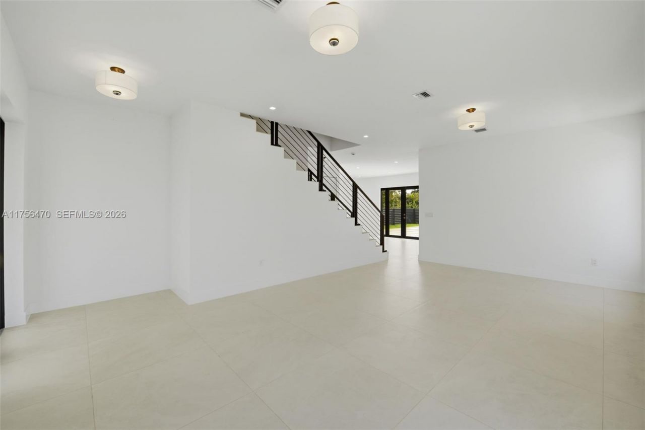 2725 SW 65th Ave, Miami, FL 33155 Photo