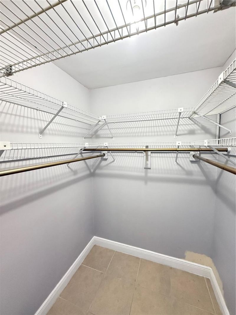 440 E 23rd St, Unit 1219, Hialeah, FL 33013 Photo