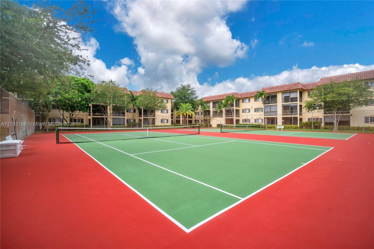 257 S Cypress Rd, Unit 416, Pompano Beach, FL 33060 Photo