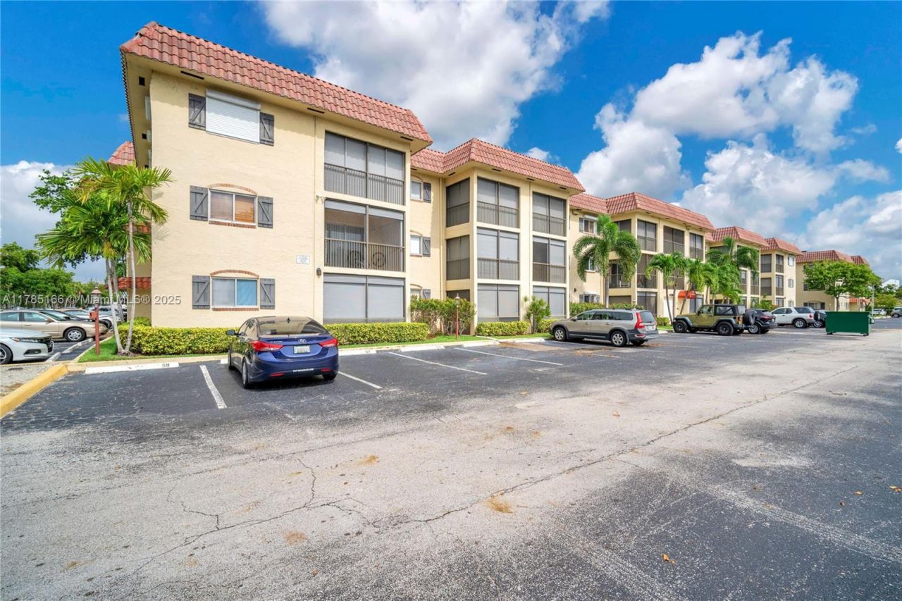 257 S Cypress Rd, Unit 416, Pompano Beach, FL 33060 Photo