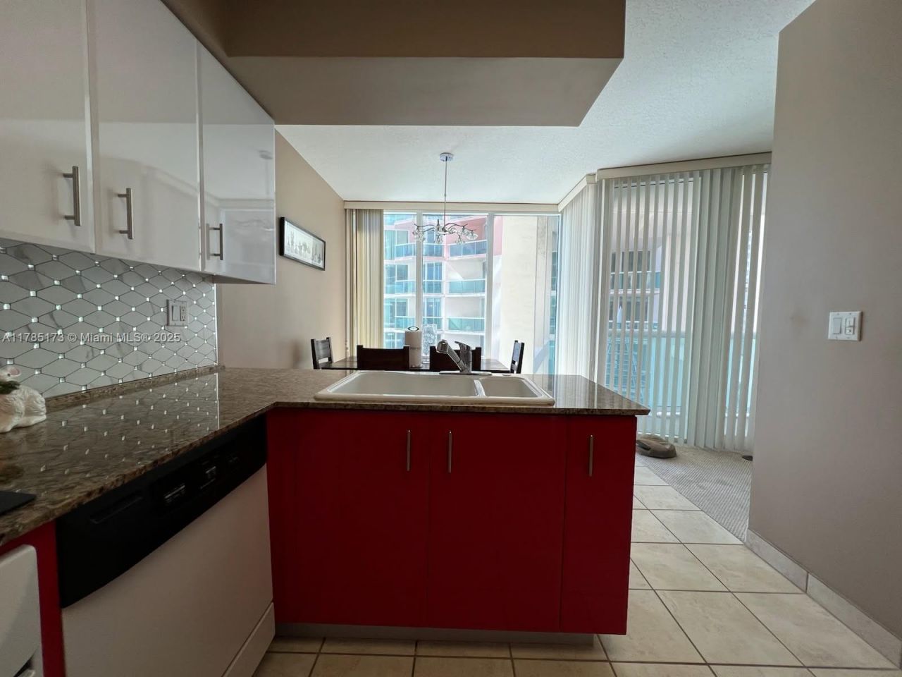 3370 Hidden Bay Dr, Unit 610, Aventura, FL 33180 Photo