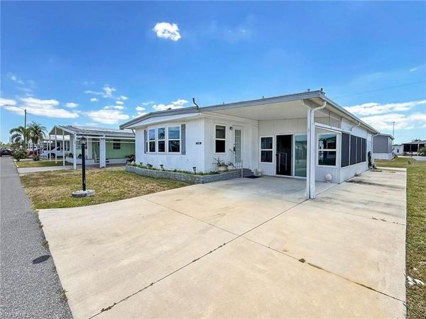 3388 Rainbow LN, NORTH FORT MYERS, FL 33903