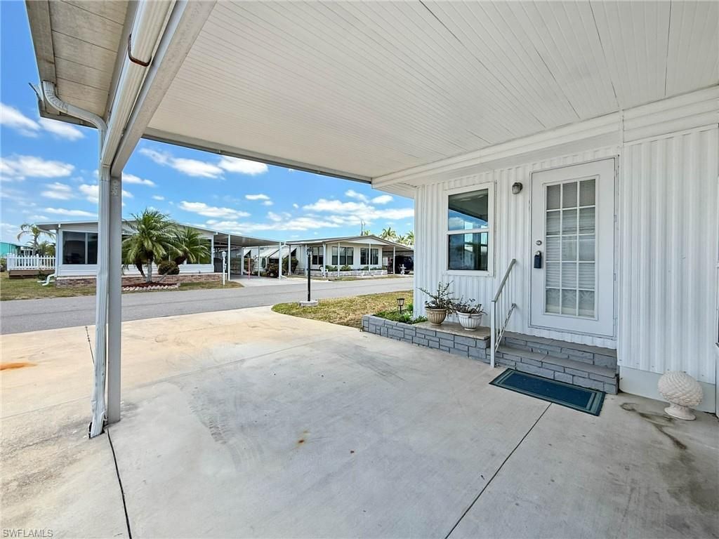 3388 Rainbow Ln, North Fort Myers, FL 33903 Photo