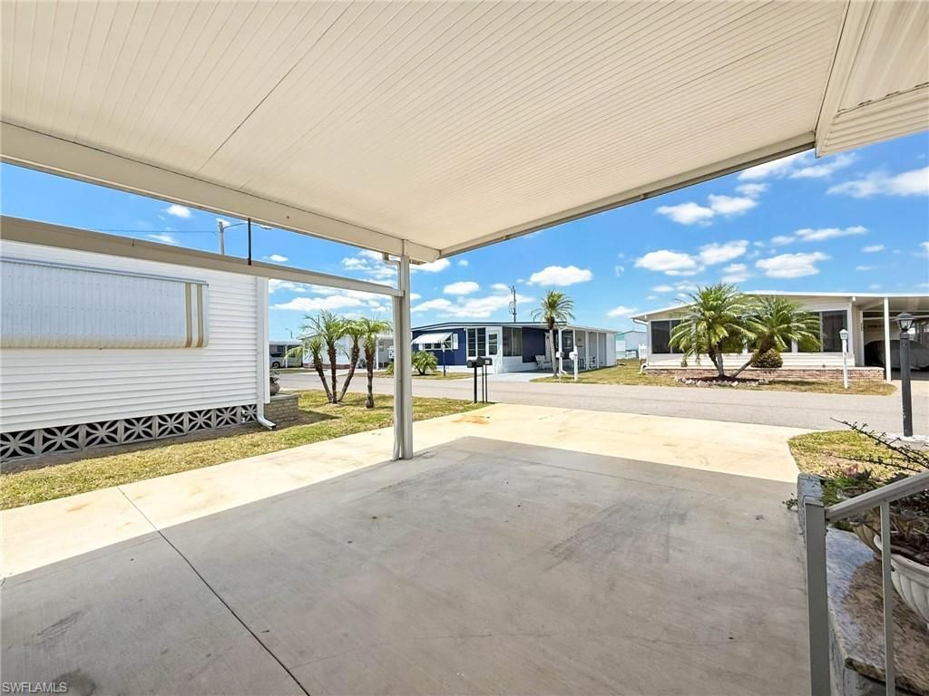 3388 Rainbow Ln, North Fort Myers, FL 33903 Photo