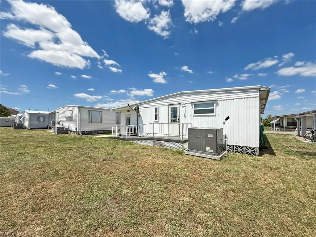 3388 Rainbow Ln, North Fort Myers, FL 33903 Photo