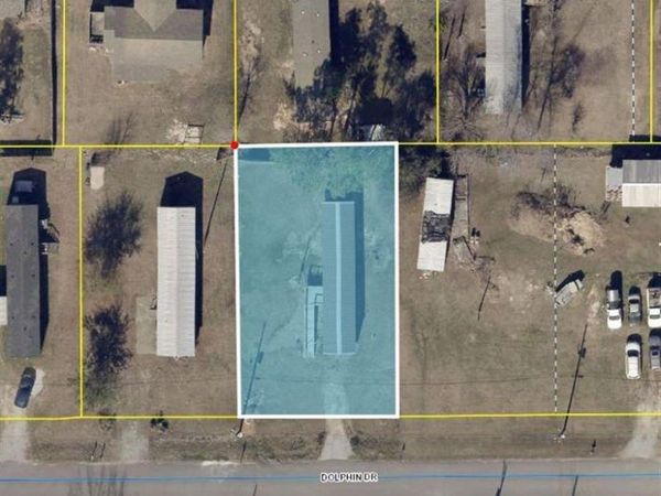 2404 Dolphin Drive, Lake Charles, LA 70605