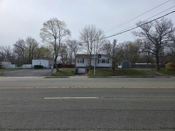 306 Route 25A, Mount Sinai, NY 11766
