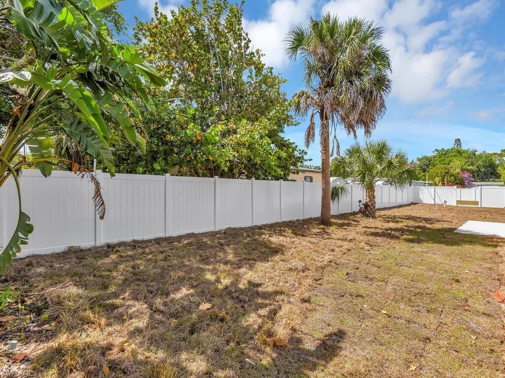 21190 Cypress Park Cir, Estero, FL 33928 Photo