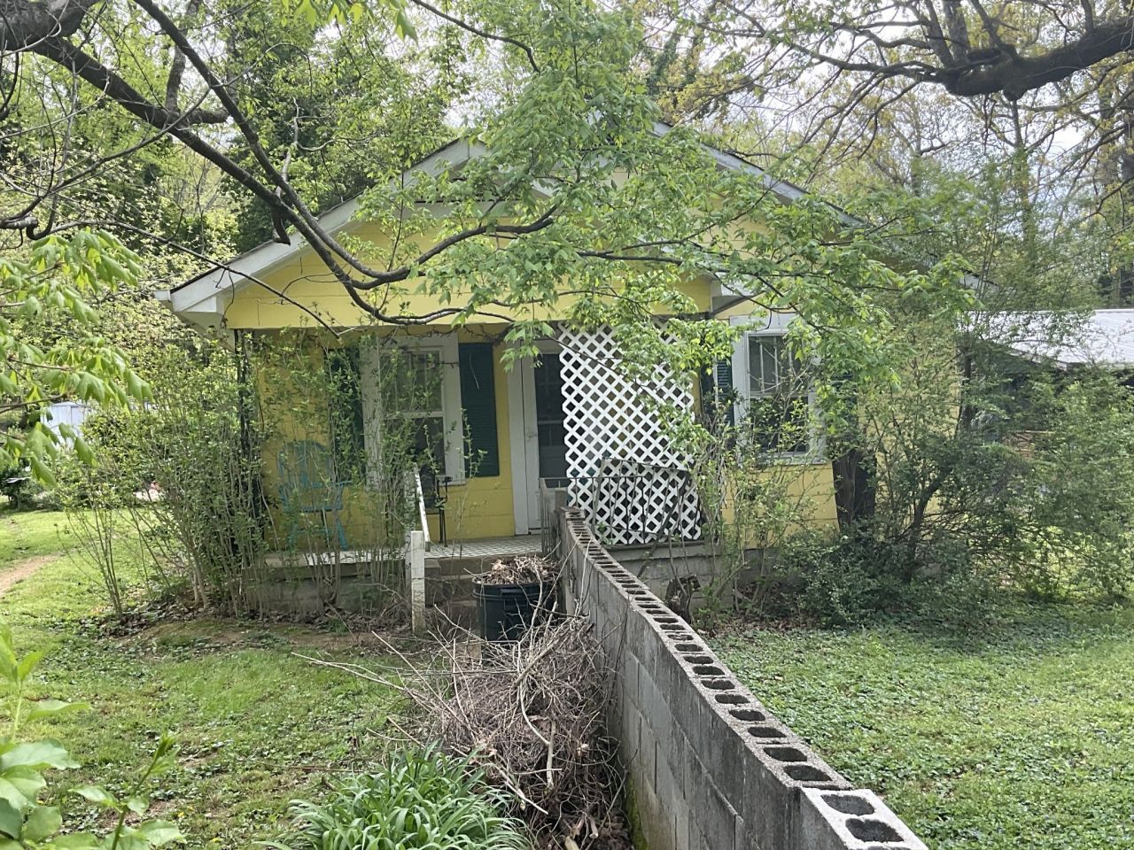 10 Kellys Ferry Ave, Chattanooga, TN 37419 Main Photo