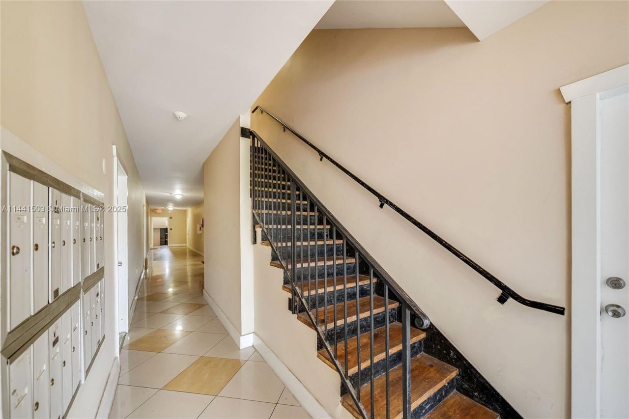 440 SW 5th Ave, Miami, FL 33130 Photo