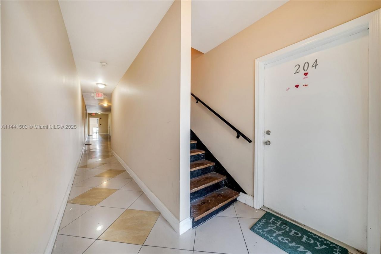 440 SW 5th Ave, Miami, FL 33130 Photo