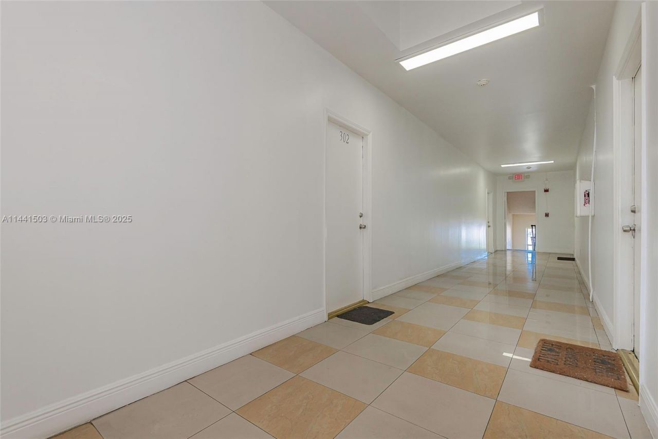440 SW 5th Ave, Miami, FL 33130 Photo