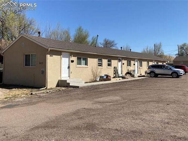 2413 E St Vrain Street, Colorado Springs, CO 80909