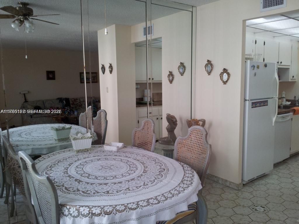 250 174th St, Unit 706, Sunny Isles Beach, FL 33160 Photo