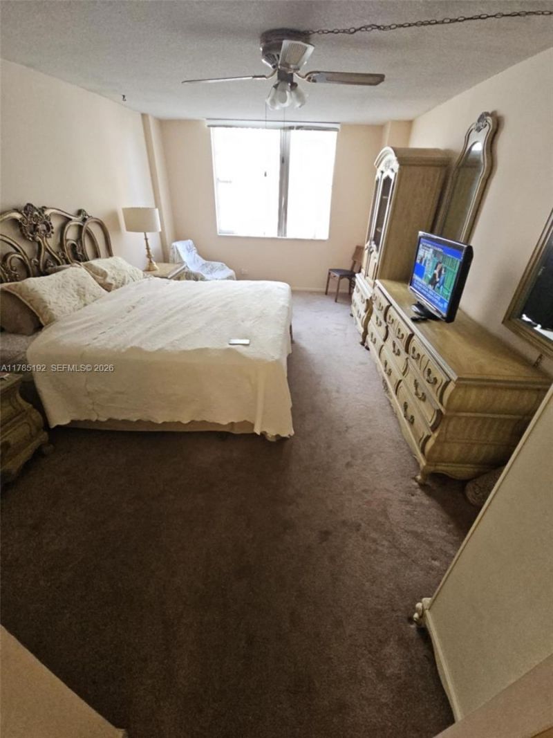 250 174th St, Unit 706, Sunny Isles Beach, FL 33160 Photo