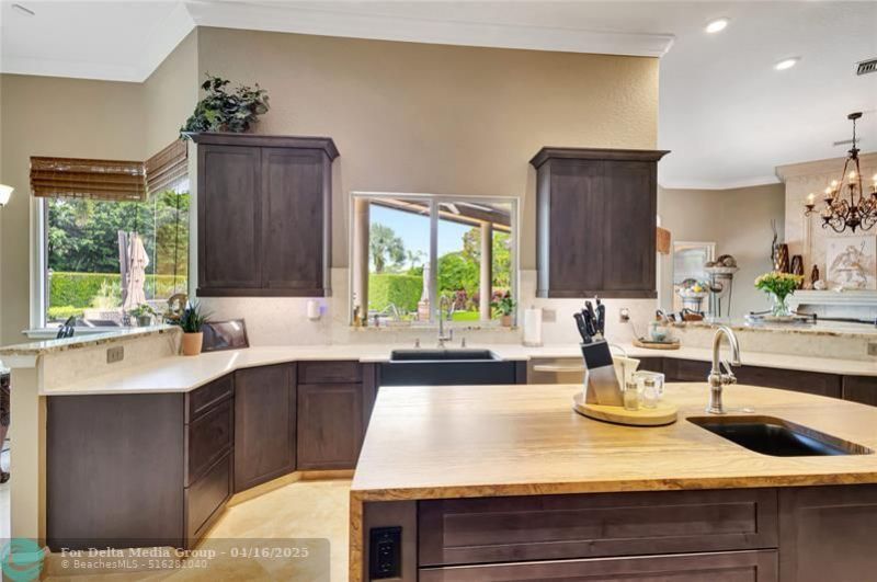 7170 155th Place, Palm Beach Gardens, FL 33418 Photo