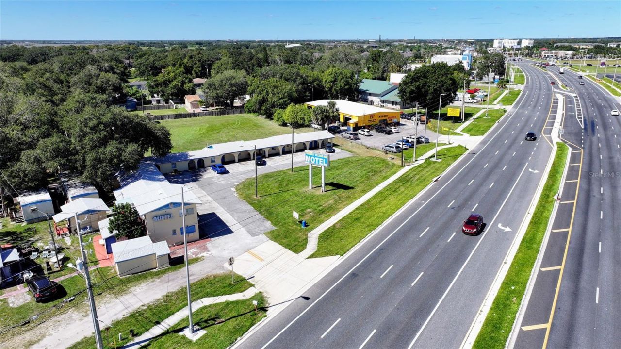 2550 E Irlo Bronson Memorial Highway, Unit H, Kissimmee, FL 34744 Photo