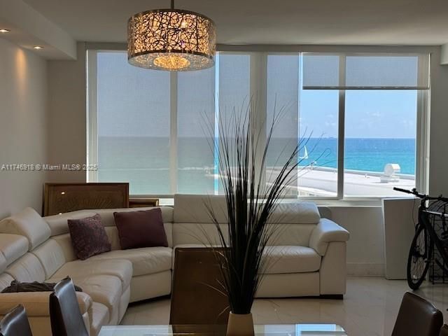 5401 Collins Ave, Unit 628, Miami Beach, FL 33140 Photo