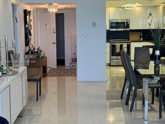 5401 Collins Ave, Unit 628, Miami Beach, FL 33140 Photo
