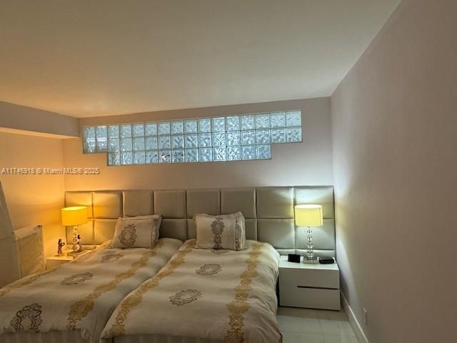 5401 Collins Ave, Unit 628, Miami Beach, FL 33140 Photo