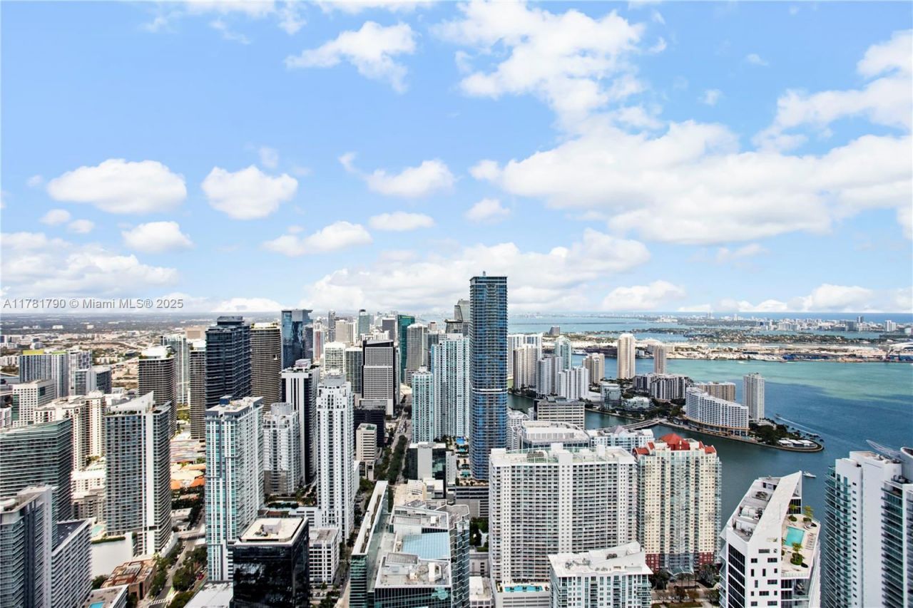 1425 Brickell Ave, Unit PH4BCD, Miami, FL 33131 Photo