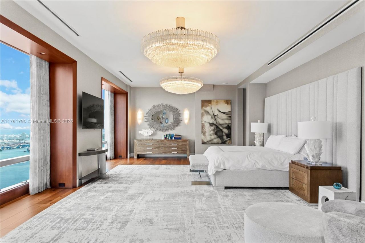 1425 Brickell Ave, Unit PH4BCD, Miami, FL 33131 Photo