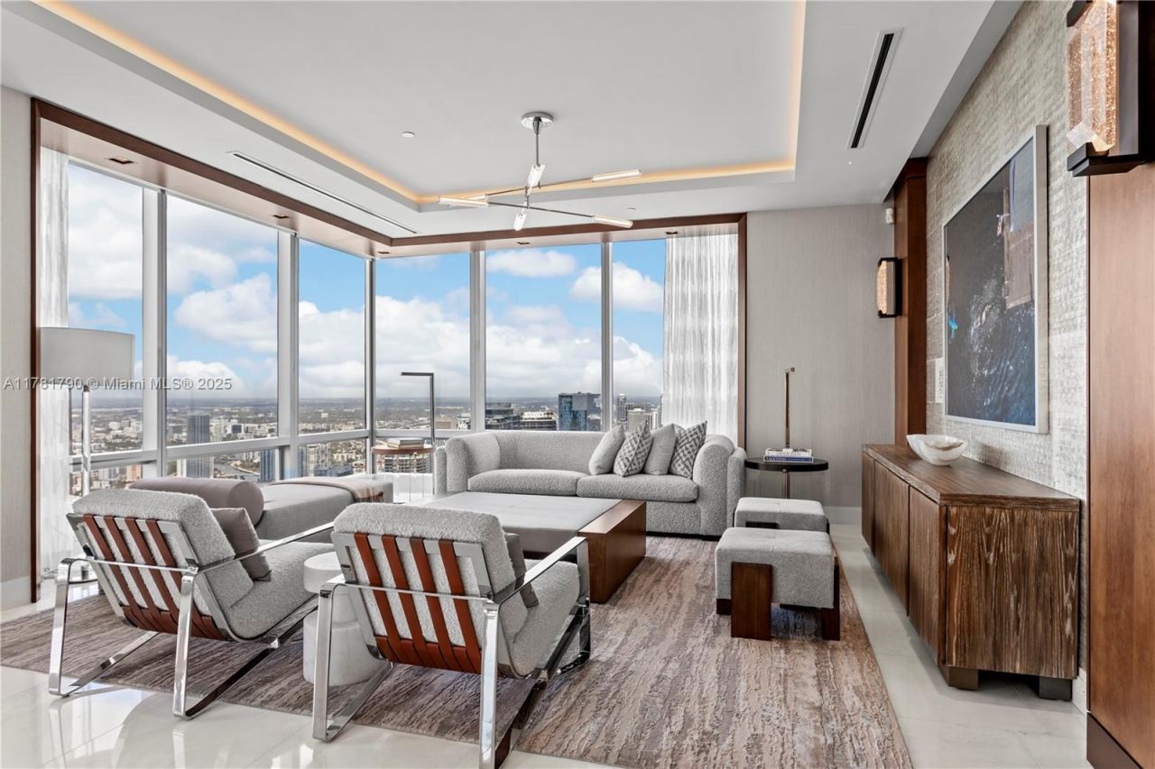 1425 Brickell Ave, Unit PH4BCD, Miami, FL 33131 Photo