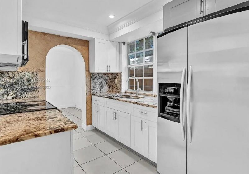 936 NE 132nd St, North Miami, FL 33161 Photo