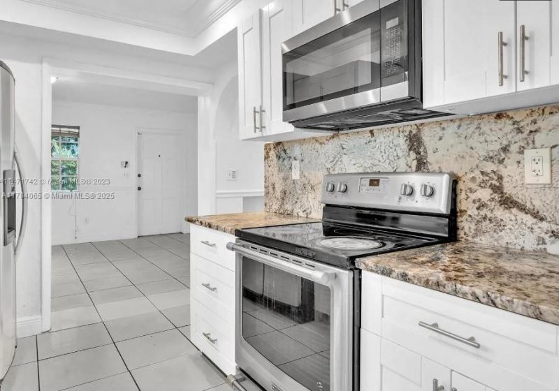 936 NE 132nd St, North Miami, FL 33161 Photo