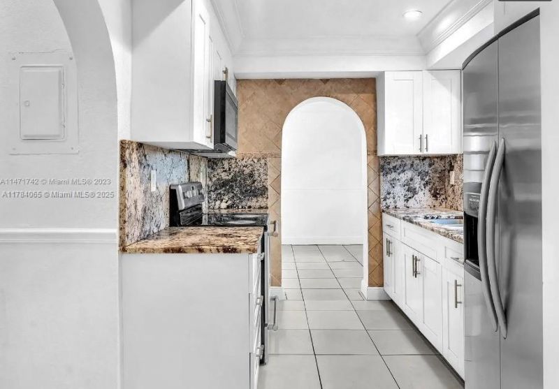 936 NE 132nd St, North Miami, FL 33161 Photo