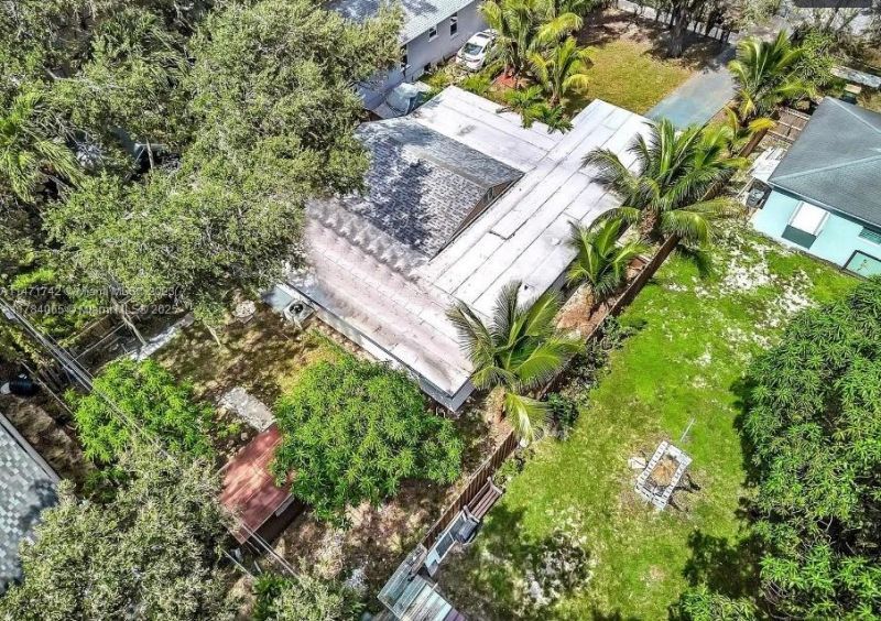 936 NE 132nd St, North Miami, FL 33161 Photo