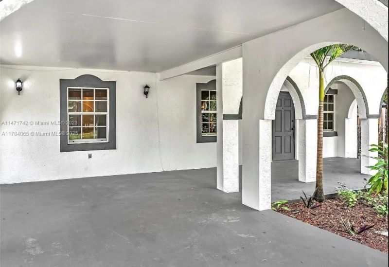 936 NE 132nd St, North Miami, FL 33161 Photo