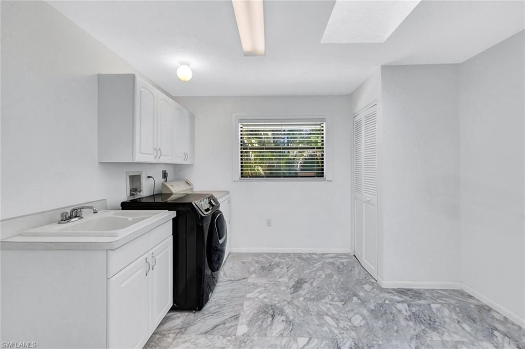 5249 Nautilus Dr, Cape Coral, FL 33904 Photo