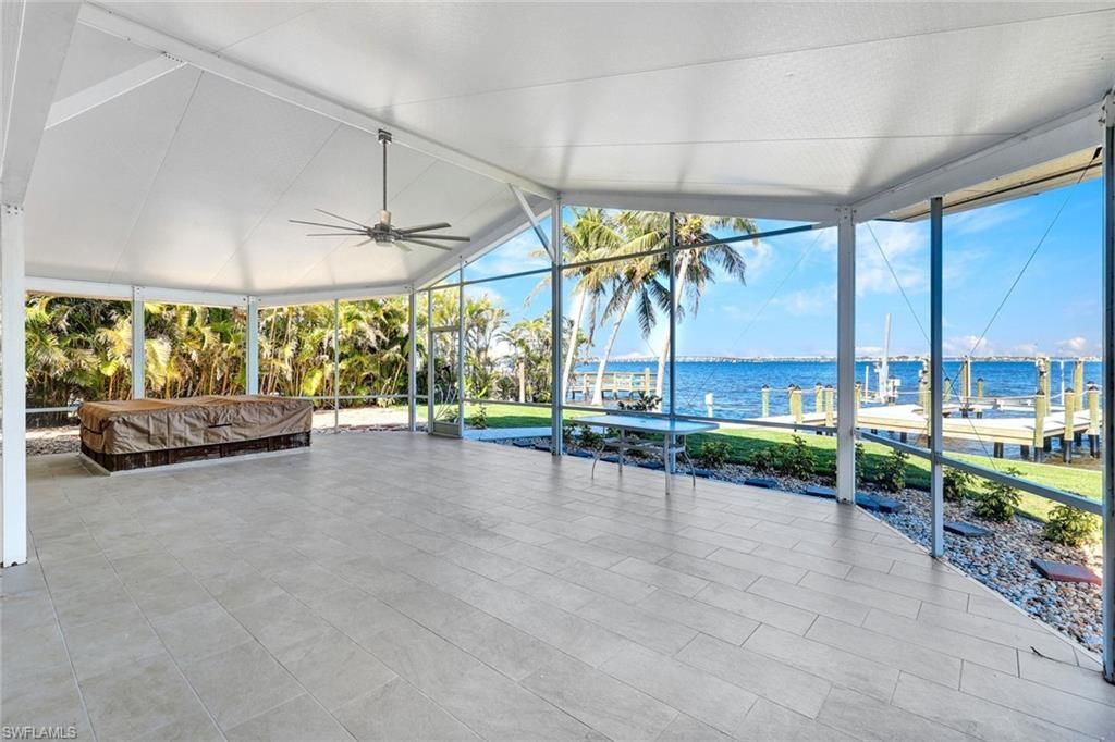 5249 Nautilus Dr, Cape Coral, FL 33904 Photo