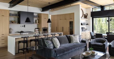 323 Creeks End Court, Olympic Valley, CA 96146 Photo